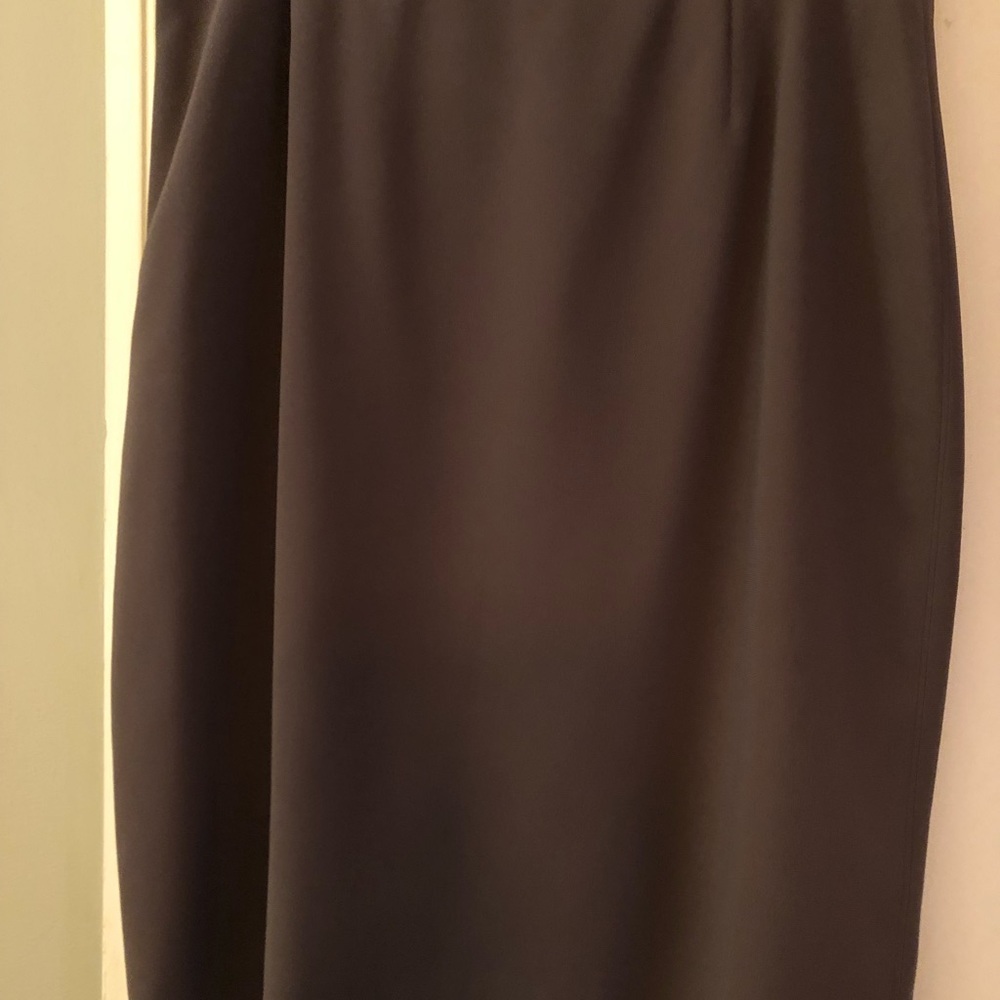 Lined knee length skirt